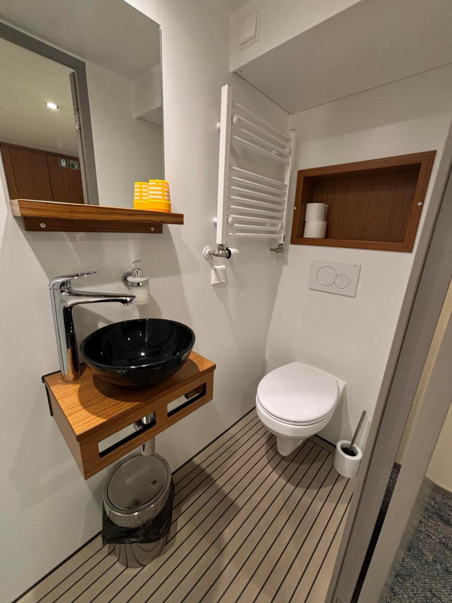 Hotelboat Iris Groningen Luaran gambar