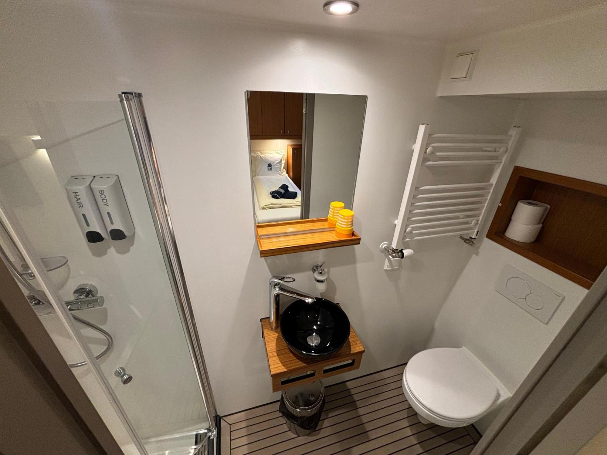 Hotelboat Iris Groningen Luaran gambar